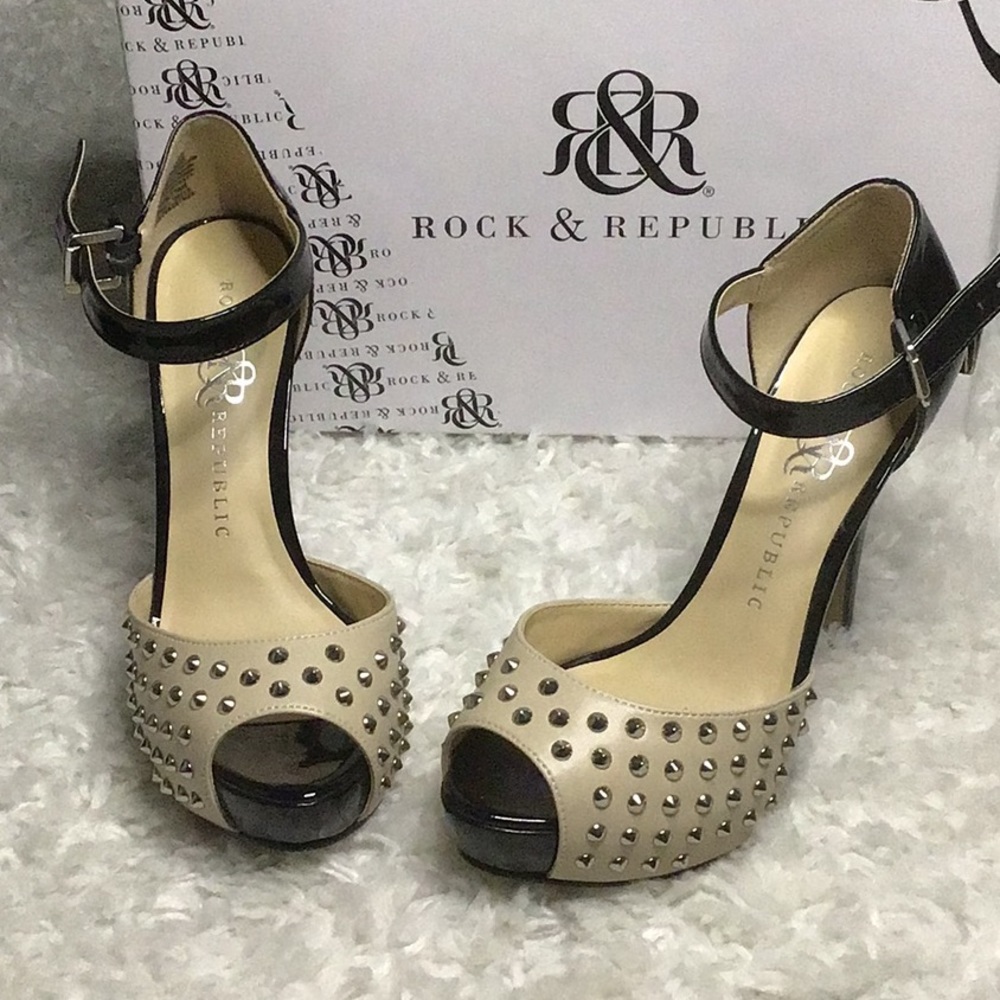 6.5 Rock & Republic Black Patent Studded Stiletto Heels